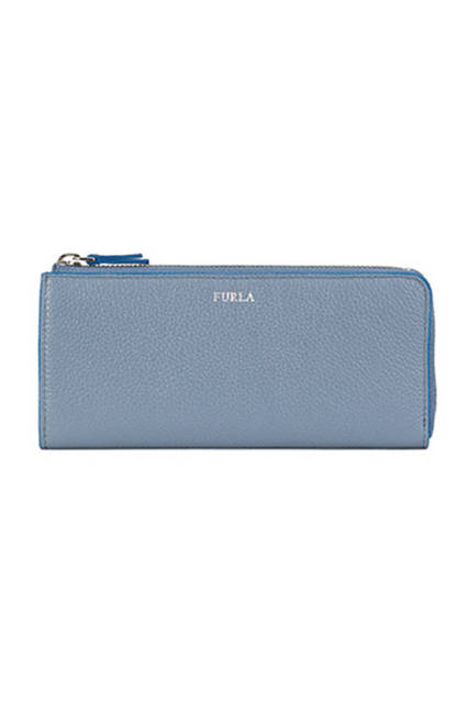 <strong>Wallet</strong><br /> W19.5 x H9.5 x D1.5cm<br /> 素材｜カーフレザー <br /> 価格｜3万3000円(税抜) 