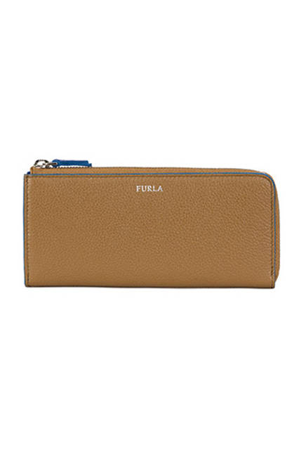 <strong>Wallet </strong><br /> W19.5 x H9.5 x D1.5cm<br /> 素材｜カーフレザー <br /> 価格｜3万3000円(税抜) 
