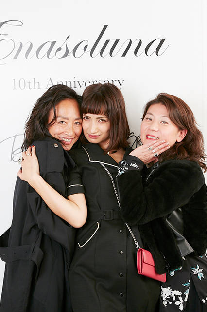 亘つぐみさん、佐田さん、千絵さん3ショット スタイリストの亘つぐみさん&佐田真由美さん&千絵さん