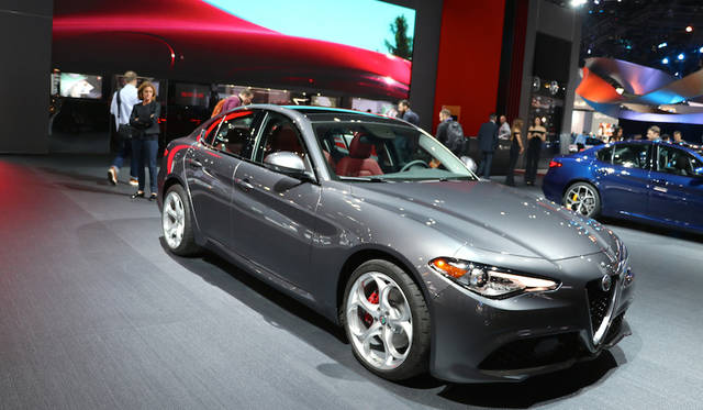 大人っぽい雰囲気を持つプレミアムセダンだが、トップモデルは510psとかなりの高性能