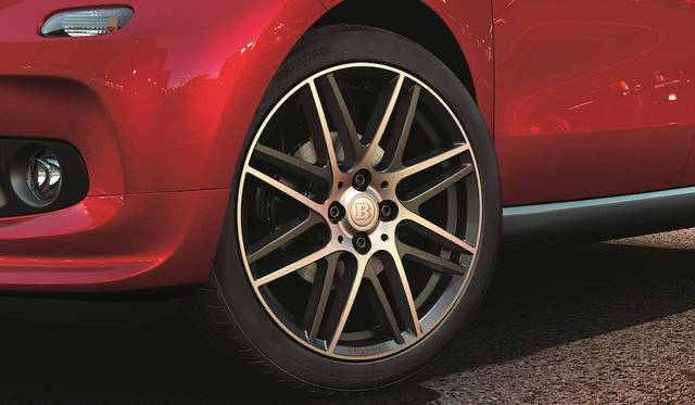 BRABUS17インチツインスポークアルミホイール
