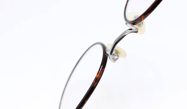 Oliver Goldsmith for Continuer Mod. RADLETT 46 / PINNER 46 Col. PEWTER DT <br>3万5000円（税抜）<br>※姉妹店 The PARKSIDE ROOM（吉祥寺）でも展開