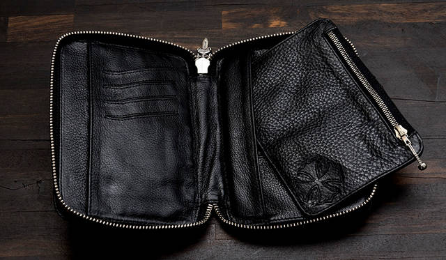 ウォレット 21万5000円（税別）