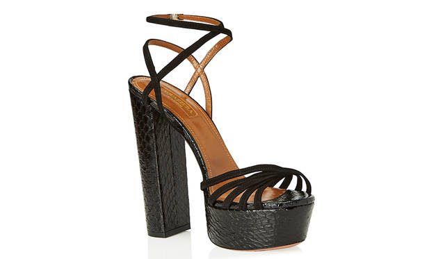 <strong>Very Claire Sandal Plateau</strong><br /> デザイン｜Claire Distenfeld<br /> 価格｜7万9500円、9万5000円（税抜 ・参考価格） <br /> ※日本円は換算日レートにより価格が異なります。 <br /> カラー｜2色<br />