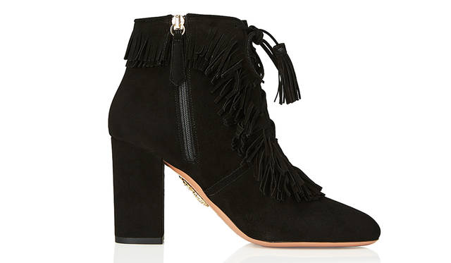 <strong>Very Pascaline Bootie</strong><br /> デザイン｜Pascaline Smets <br /> 価格｜9万9500円（税抜 ・参考価格） <br /> ※日本円は換算日レートにより価格が異なります <br /> カラー｜2色