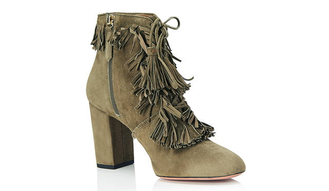 <strong>Very Pascaline Bootie</strong><br /> デザイン｜Pascaline Smets <br /> 価格｜9万9500円（税抜 ・参考価格） <br /> ※日本円は換算日レートにより価格が異なります <br /> カラー｜2色