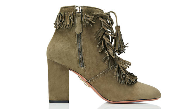 <strong>Very Pascaline Bootie</strong><br /> デザイン｜Pascaline Smets <br /> 価格｜9万9500円（税抜 ・参考価格） <br /> ※日本円は換算日レートにより価格が異なります <br /> カラー｜2色