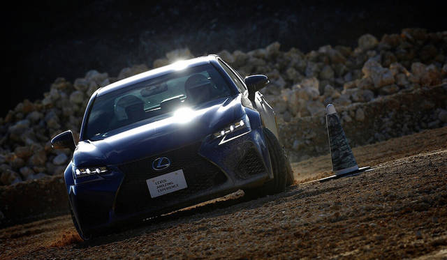 LEXUS GS F