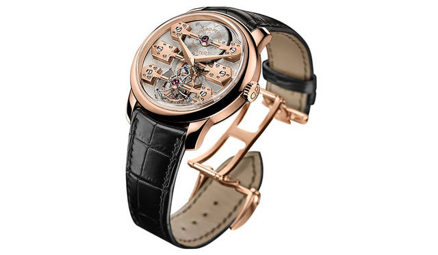 <strong>ラ・エスメラルダ トゥールビヨン</strong><br />1889年のパリ万博で金賞を受賞した懐中時計「スリー・ゴールド ブリッジ トゥールビヨン」をオマージュした2016年の新作。当時のデザインを忠実に再現したアロー型のブリッジが存在感を放っている。6時位置にトゥールビヨンを搭載。2145万円（18KPG。税別）。