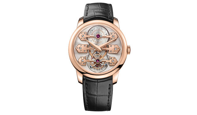<strong>ラ・エスメラルダ トゥールビヨン</strong><br />  ジラール・ペルゴの創業者、コンスタン・ジラールの代表作のひとつ「ラ・エスメラルダ」（懐中時計）の造形を腕時計で再現。アイコンとなるスリーブリッジの最下段には、トゥールビヨン機構を搭載する。2145万円（18KPG。税別）。