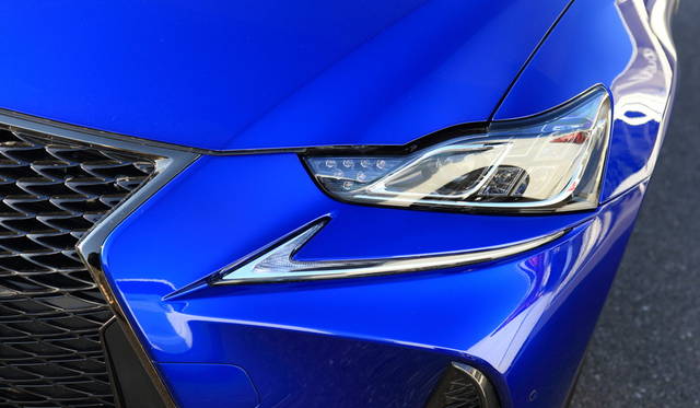 Lexus IS300h|レクサス IS300h 004