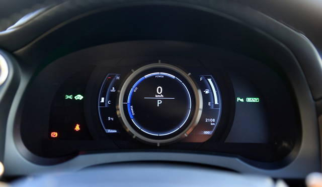 Lexus IS300h|レクサス IS300h 011