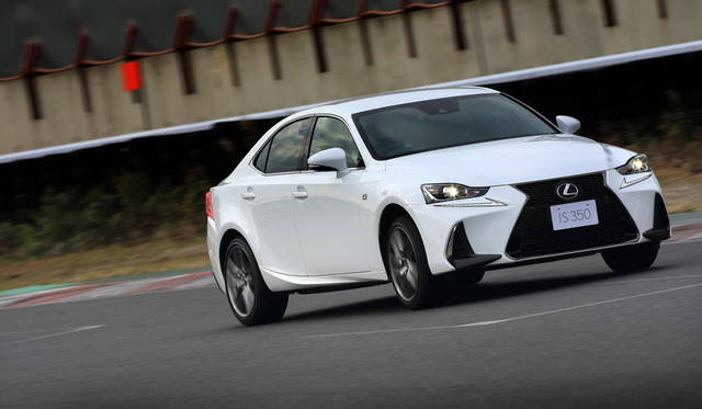 Lexus IS350|レクサス IS350 008