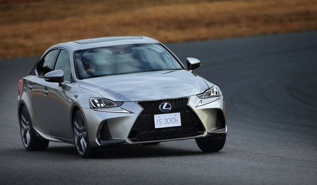 Lexus IS300h|レクサス IS300h 023