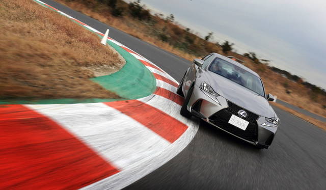 Lexus IS300h|レクサス IS300h 024