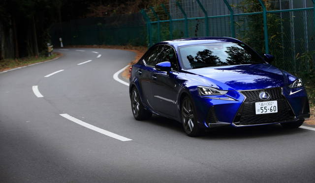 Lexus IS300h|レクサス IS300h 031
