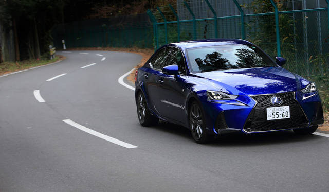 Lexus IS300h|レクサス IS300h 045