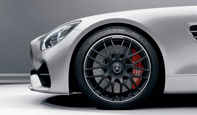 マットブラックペイント1920インチAMGクロススポークアルミホイール（鍛造）