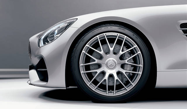 AMGクロススポークアルミホイール（鍛造）