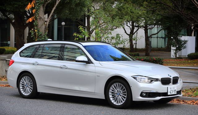 ツーリングの全長は4645mm