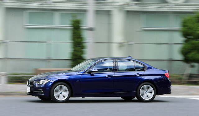 ホイールベースは2810mmと長い