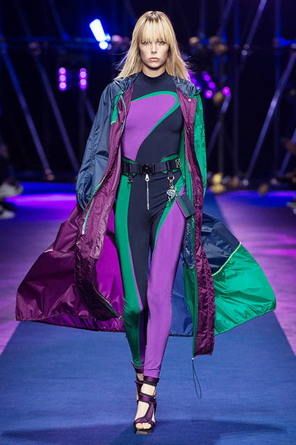 Versace-Women-SS17_01