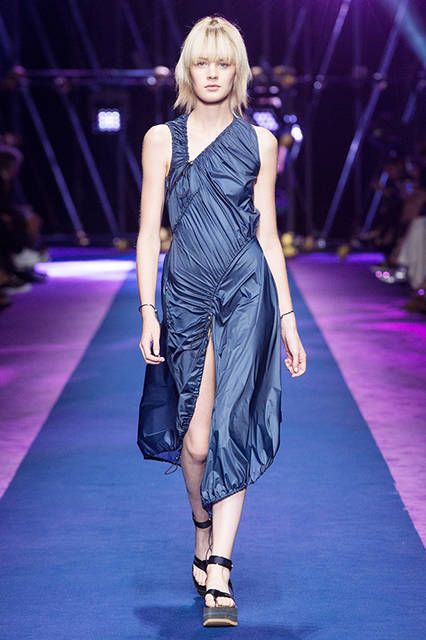 Versace-Women-SS17_07