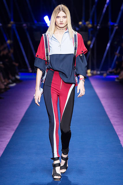 Versace-Women-SS17_37