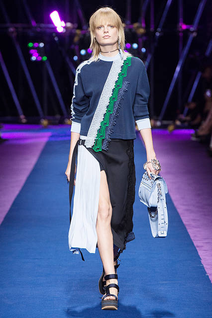 Versace-Women-SS17_40