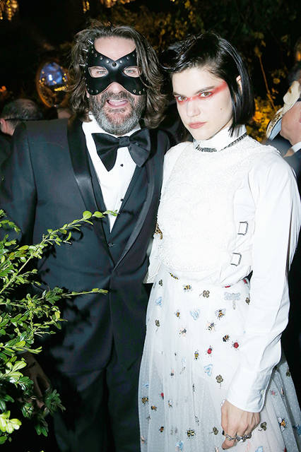 Frédéric-Beigbeder-and-Soko