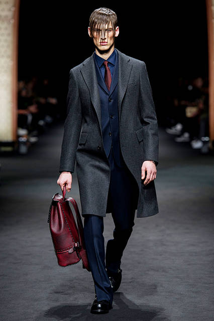 Versace_Men_FW17_-(6)