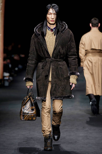 Versace_Men_FW17_-(14)