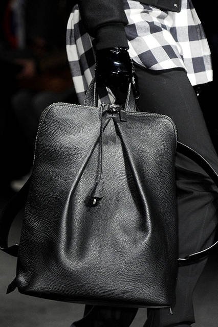 Versace_Men_FW17_Detail_-(38)