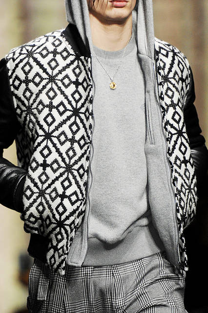 Versace_Men_FW17_Detail_-(43)