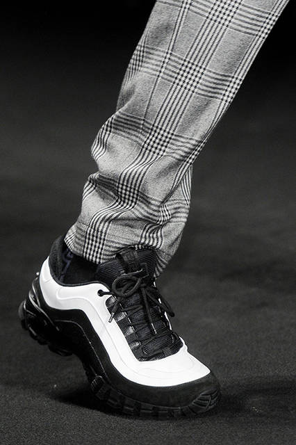 Versace_Men_FW17_Detail_-(44)