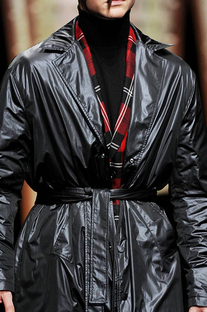 Versace_Men_FW17_Detail_-(50)