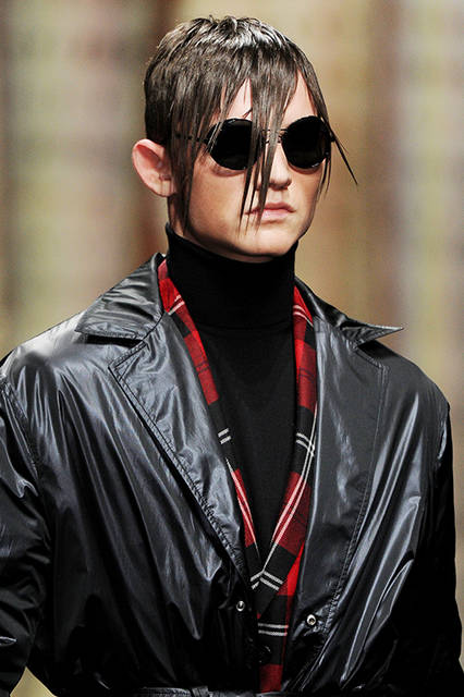 Versace_Men_FW17_Detail_-(51)