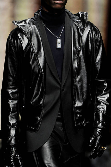 Versace_Men_FW17_Detail_-(67)