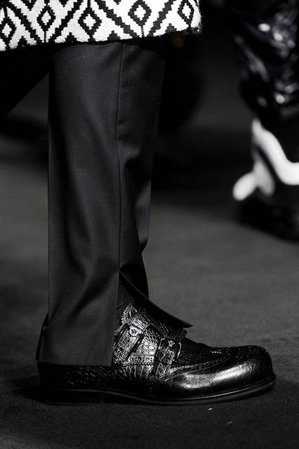Versace_Men_FW17_Detail_-(76)