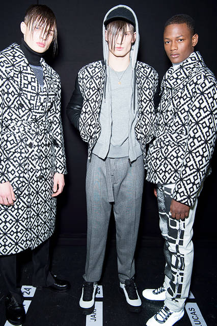 AW17M-Versace-049