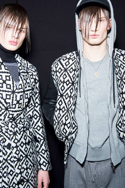 AW17M-Versace-050