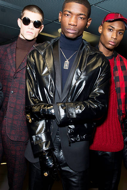 AW17M-Versace-084