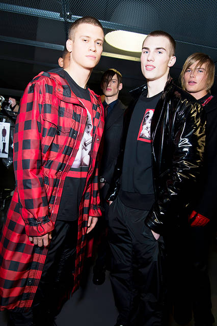 AW17M-Versace-092