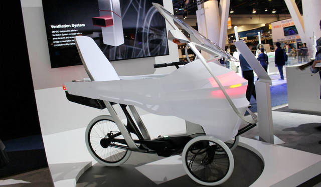 デンソーがマサチューセッツ工科大学(MIT)と開発したシティコミューター。このコンパクトなサイズの中に自動運転機能を備えている