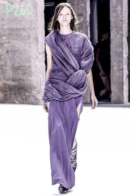 Rick-Owens-Womens-SS17---01