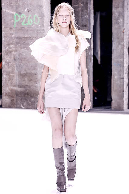 Rick-Owens-Womens-SS17---06