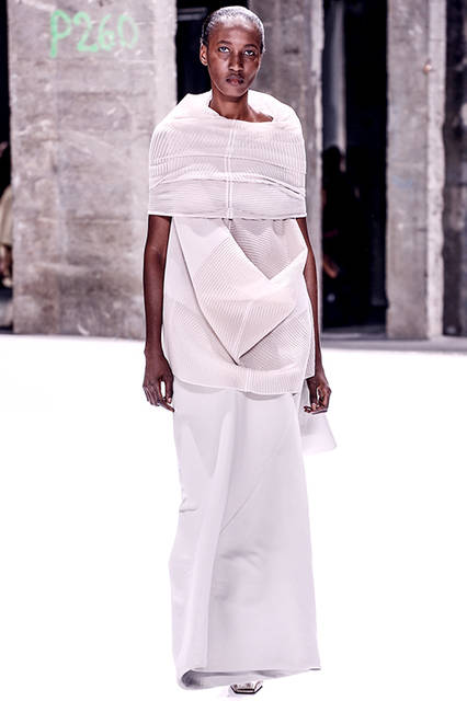 Rick-Owens-Womens-SS17---25