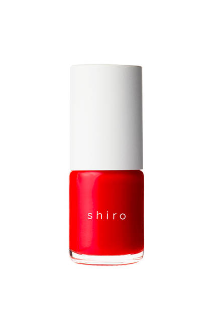 <strong>亜麻ネイル</strong><br /> 価格｜全18色 10mL 　2400円（税抜）<br />