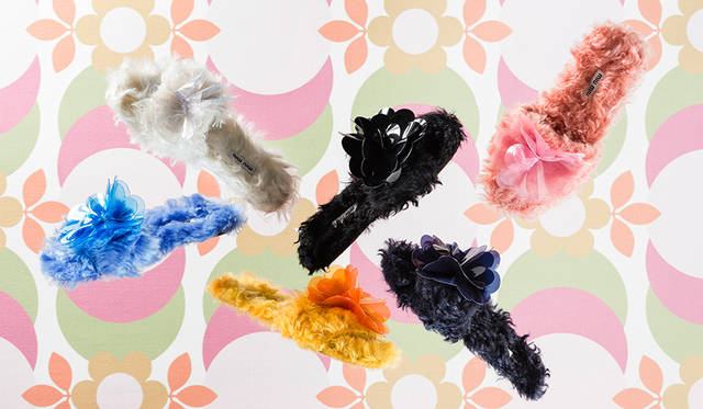 先行発売商品<br /> 価格｜3万9000円<br /> 高さ｜ 0.5cm<br /> 素材｜ ラバー<br /> カラー｜ピンク、レッド、ネイビー、オレンジ、パープル、ブルー、グリーン（全7色）<br />