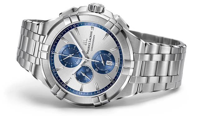 三針モデルから派生したクロノグラフ。縦3つに並んだカウンターは、現代的でスポーティな印象を放つ。